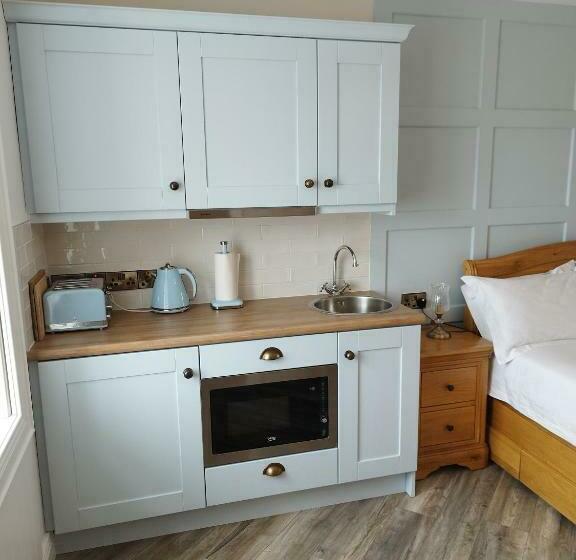 بنسيون Biddy Ban’s