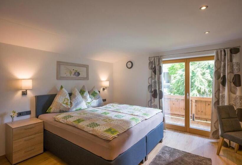 פנסיון Haus Panorama