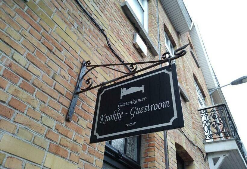 פנסיון Knokke Guestroom Charming Room In Knokke City Center Is Pet Friendly!