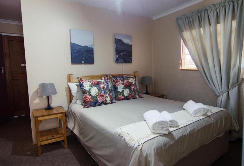 بنسيون Kunje Guesthouse