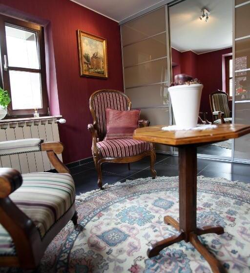 פנסיון Les Sansonnets