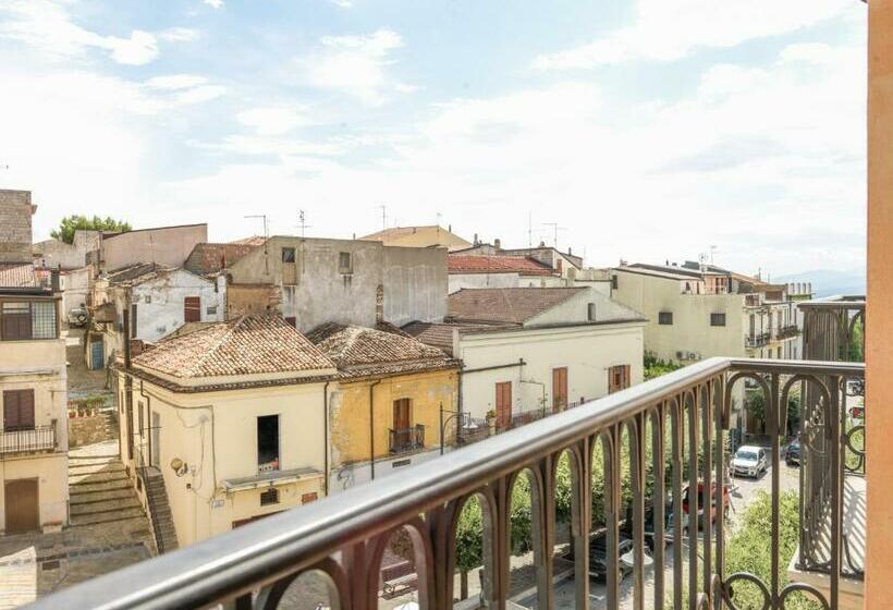 بنسيون Palazzo Scelzi