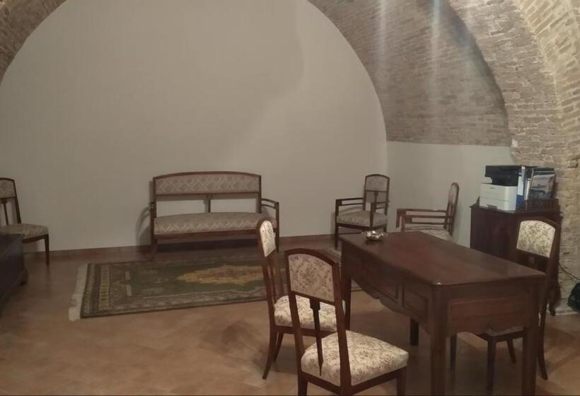 بنسيون Palazzo Scelzi