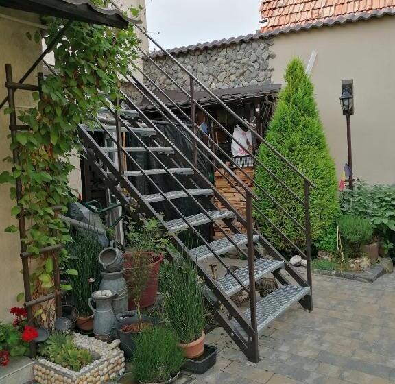 ペンション Rasnov Retreat