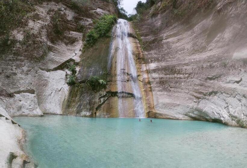 펜션 Soul Travellers Dagatan Castle