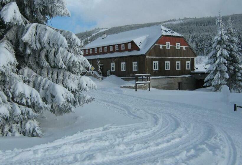 פנסיון Stará škola