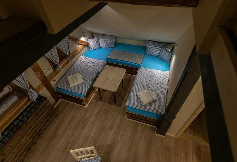 פנסיון Stará škola