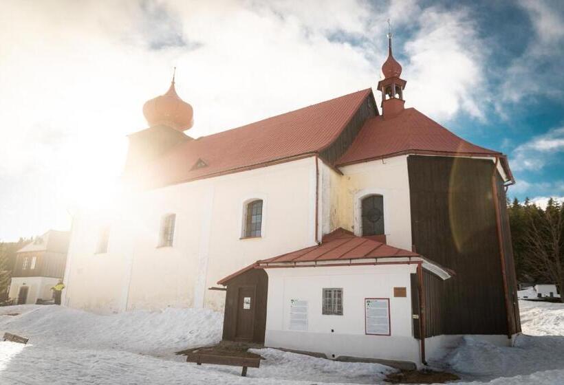 פנסיון Stará škola