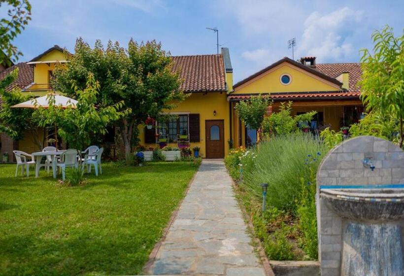 بنسيون Villa Aurora