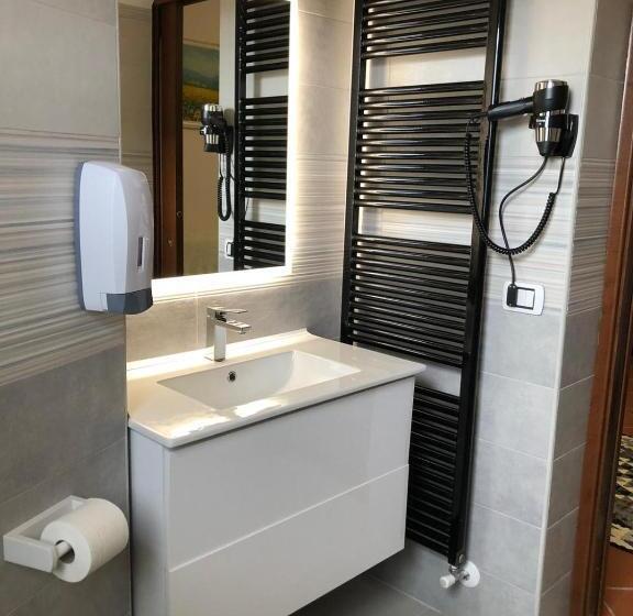 بنسيون Villa Aurora