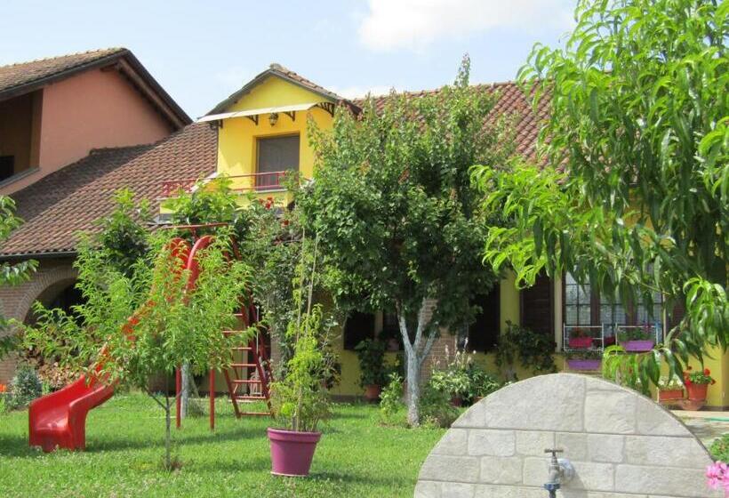 بنسيون Villa Aurora