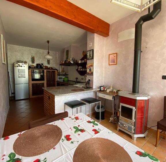 بنسيون Villa Aurora