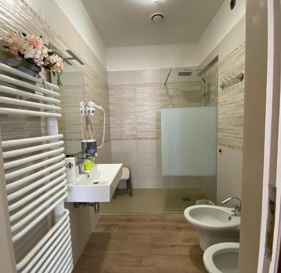 بنسيون Villa Aurora