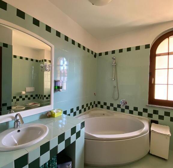 بنسيون Villa Aurora