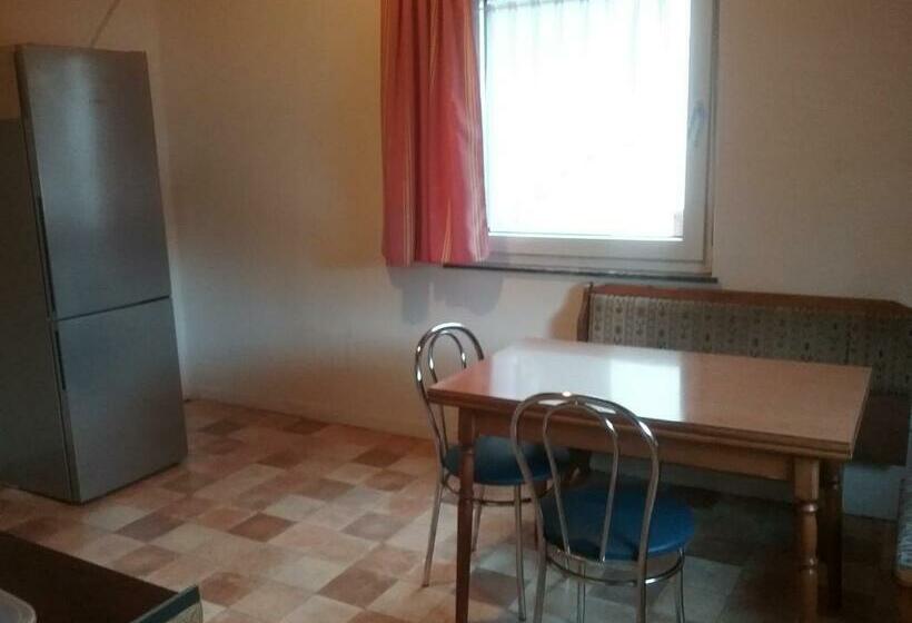 Pension Ehringshausen