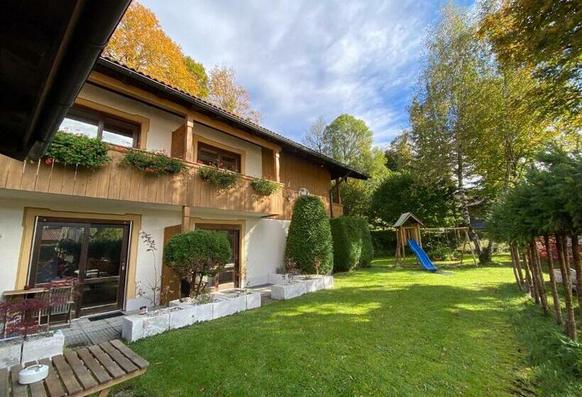 호스텔 Landgasthof Zum Papyrer