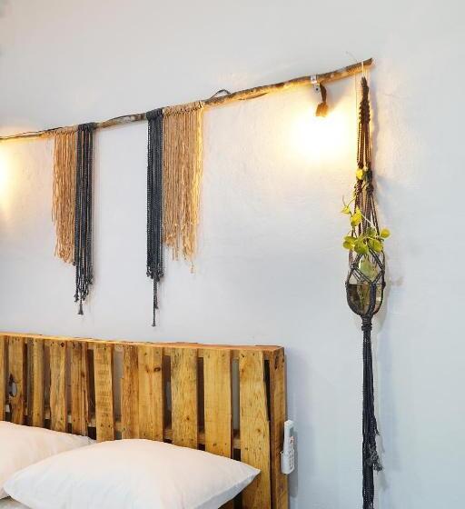 הוסטל Red Panda Hostal