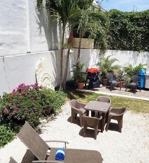 הוסטל Red Panda Hostal