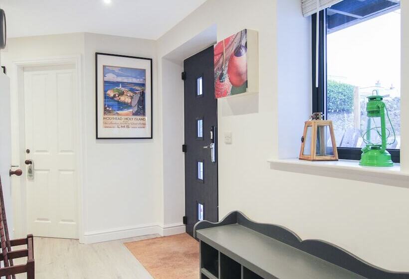 호스텔 Sandy Mount House