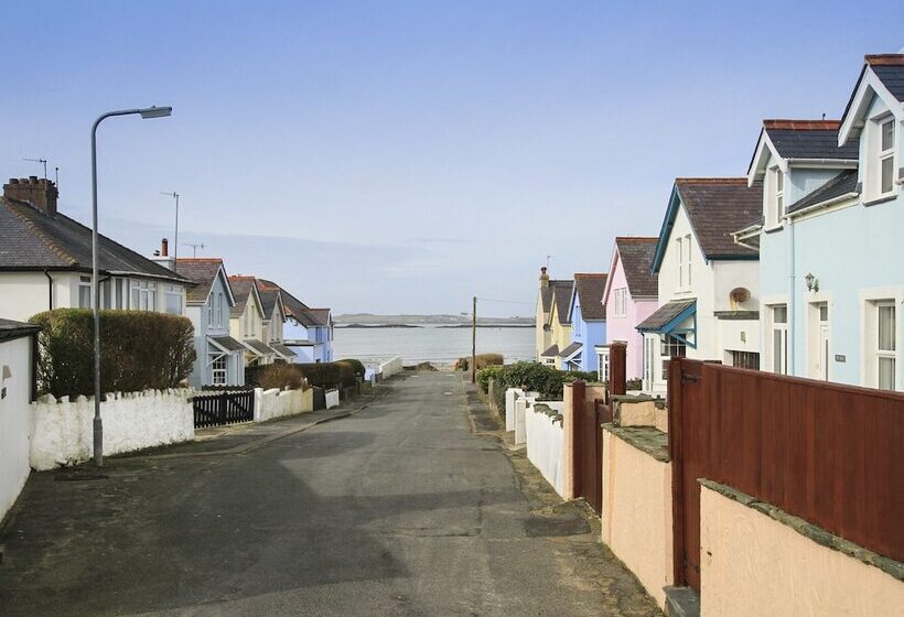 Общежитие Sandy Mount House