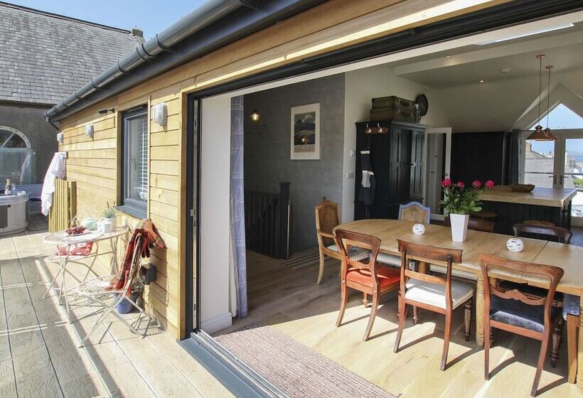 Общежитие Sandy Mount House