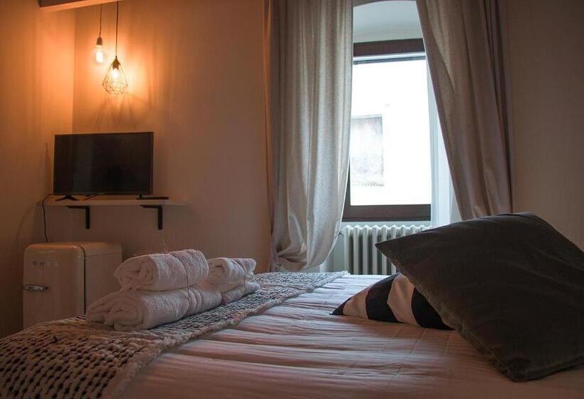 مبيت وإفطار Cece Nove   Sotto L Arco