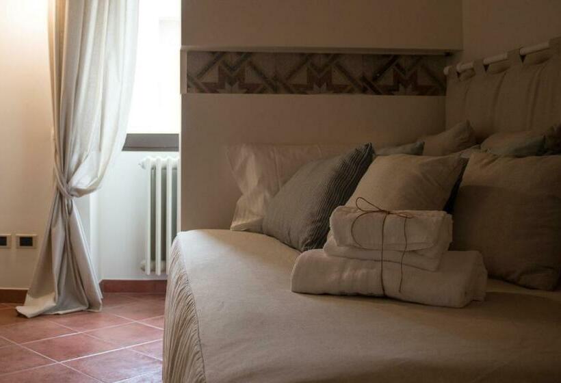 مبيت وإفطار Cece Nove   Sotto L Arco