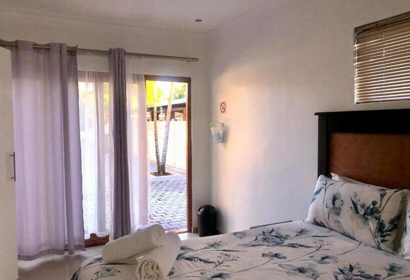 住宿加早餐  Esangweni Guest House