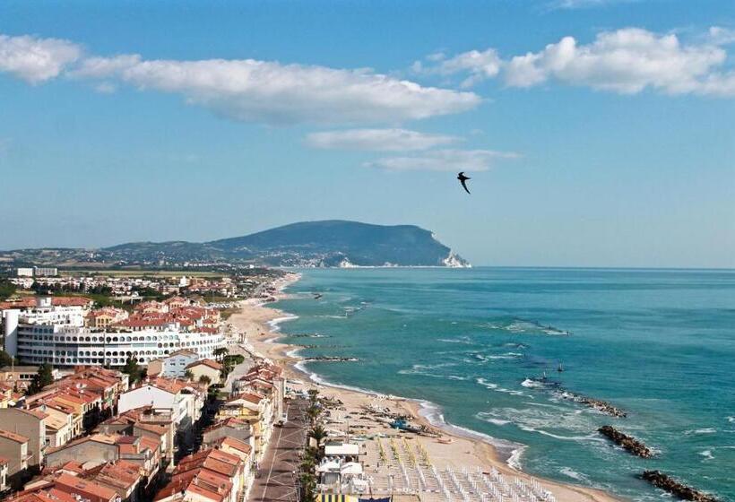 تختخواب و صبحانه Ilmareinmezzo