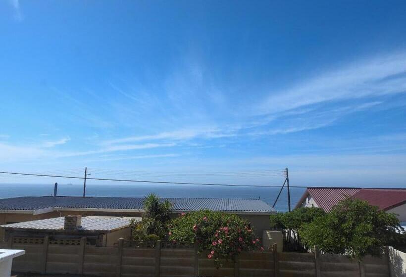 مبيت وإفطار Julsie S Home