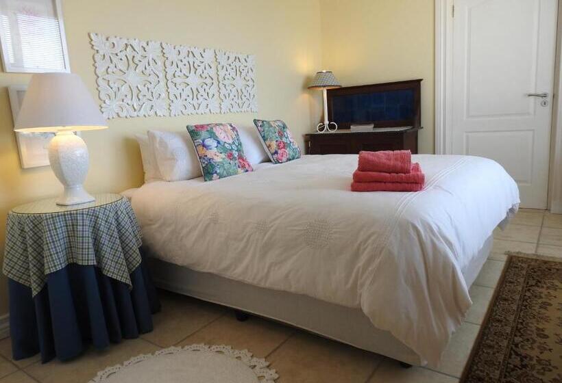 مبيت وإفطار Julsie S Home