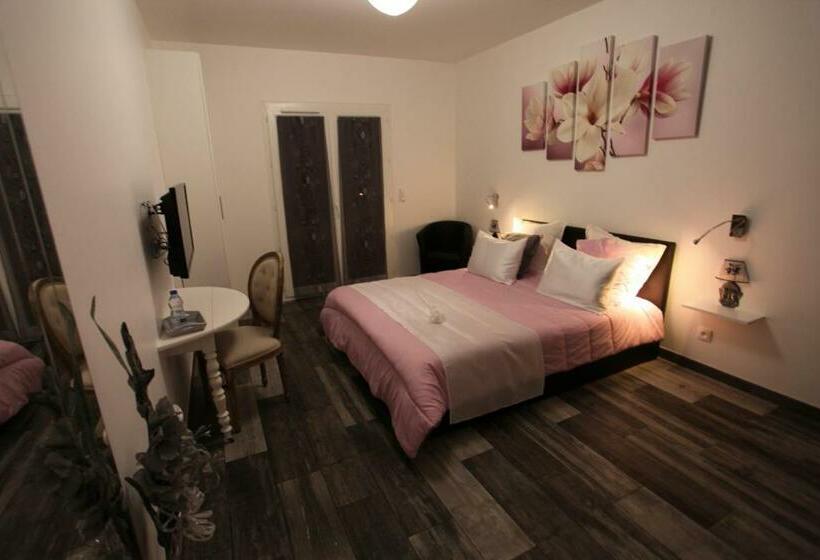 ベッドアンドブレックファースト Le Chat Botté77