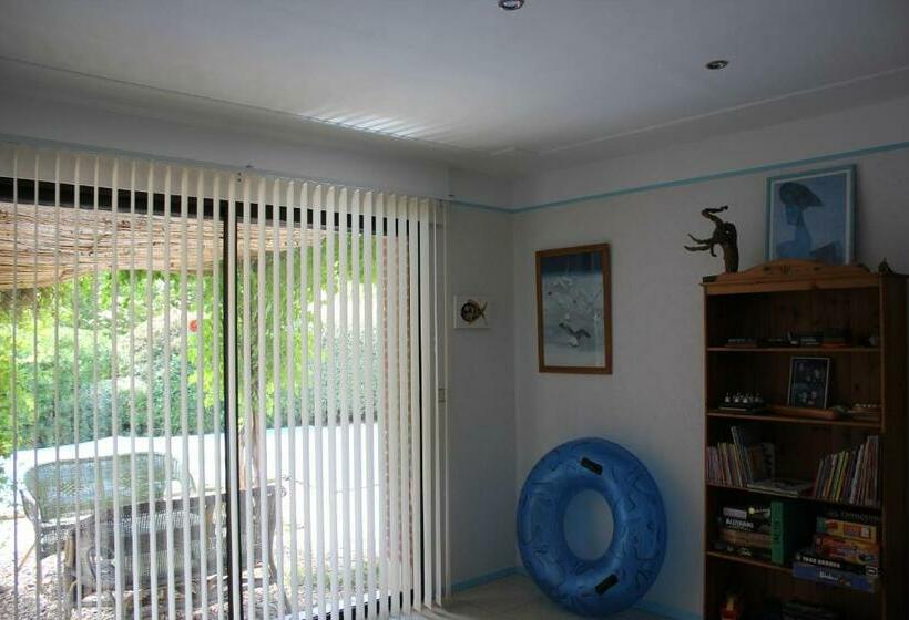 住宿加早餐  Les Sittelles