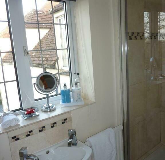 住宿加早餐  Maunditts House