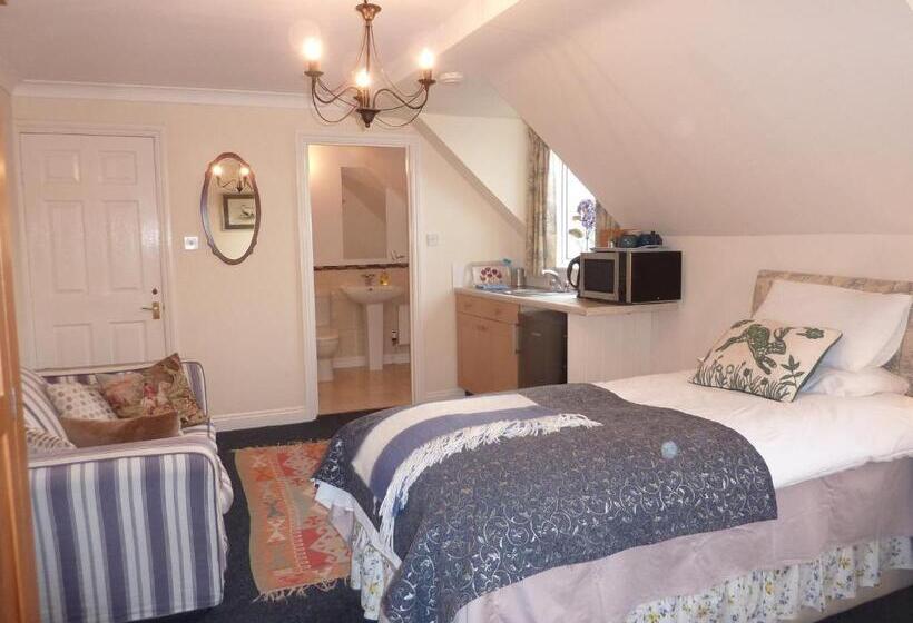 住宿加早餐  Maunditts House