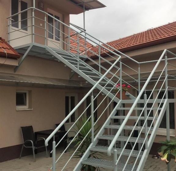 צימר Sunny Apartman