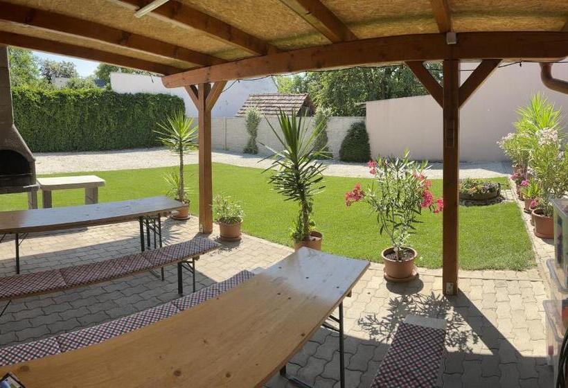 צימר Sunny Apartman