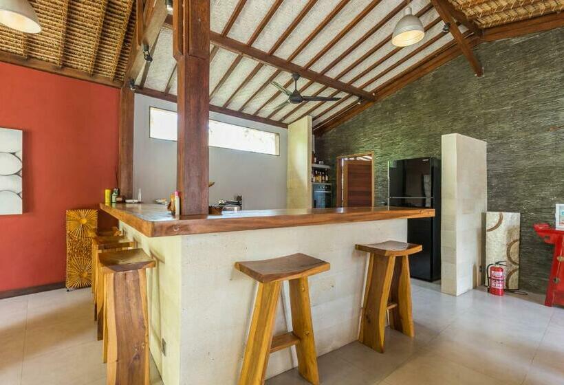 مبيت وإفطار Villa Pilou Boutique