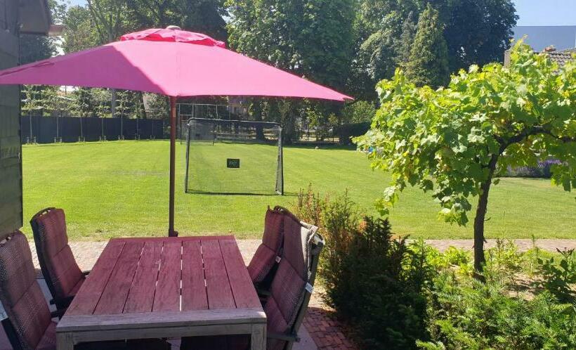 Bed & Breakfast Coopz