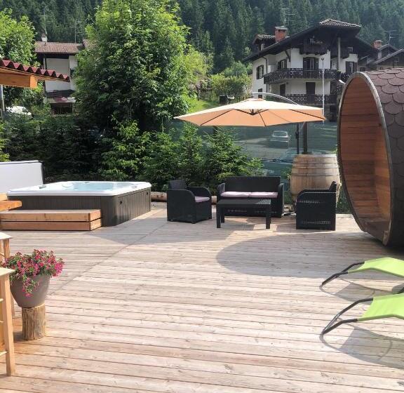 ホテル Alpen Chalet   Charme Mountain