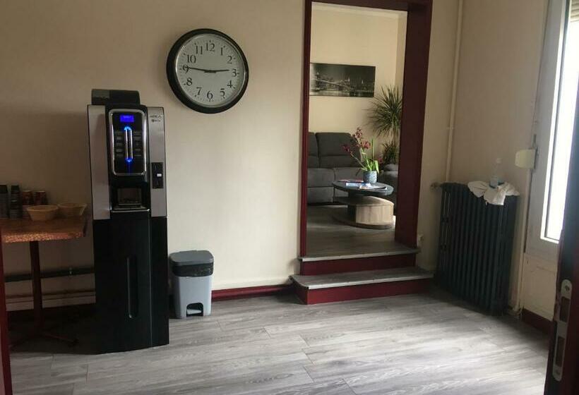 Отель De Strasbourg