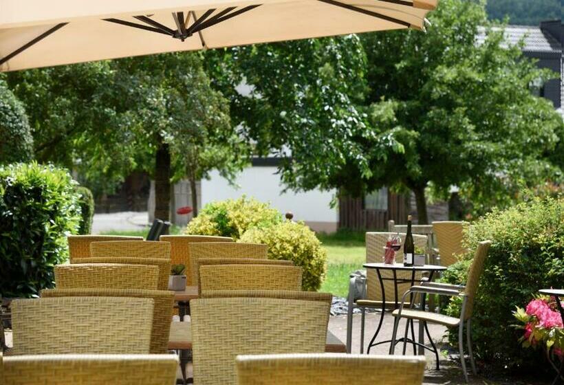 ホテル Weingut Weich