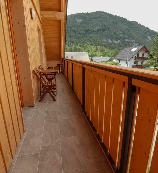 پانسیون Apartments & Rooms Pr Skalovc