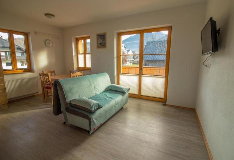 پانسیون Apartments & Rooms Pr Skalovc