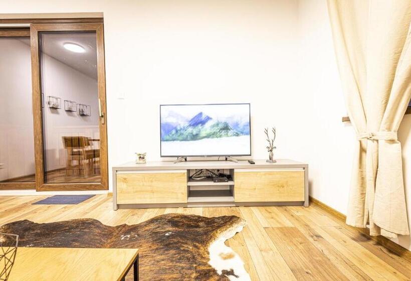 펜션 Apartmánový Dom Poludnica Chopok Juh