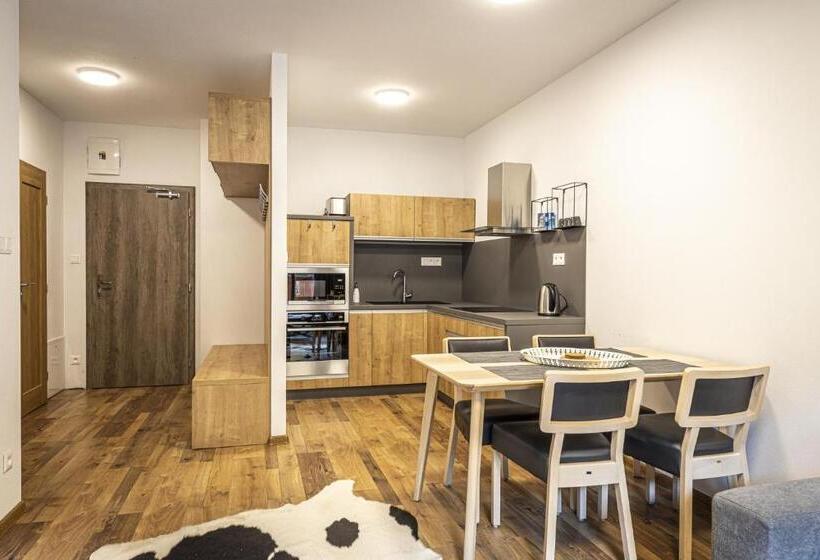 펜션 Apartmánový Dom Poludnica Chopok Juh