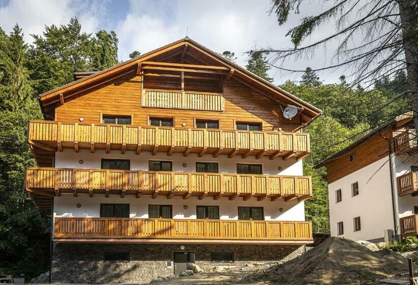 بنسيون Apartmánový Dom Poludnica   Chopok Juh