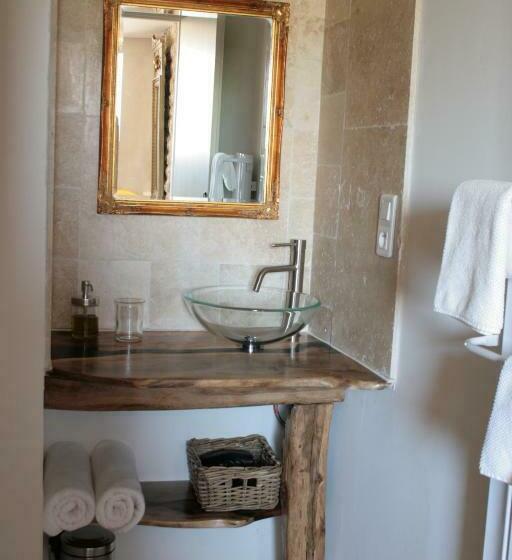 膳宿费 Au Nid Des Vignes