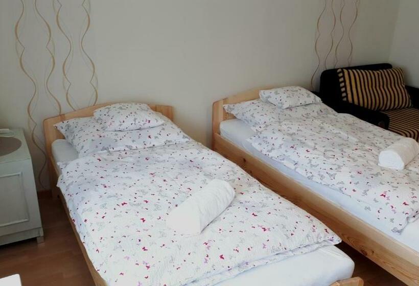 膳宿费 Csóka Apartman Pápa