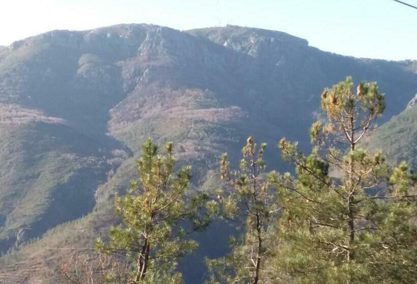 Пансион Gite Cantinho Davo